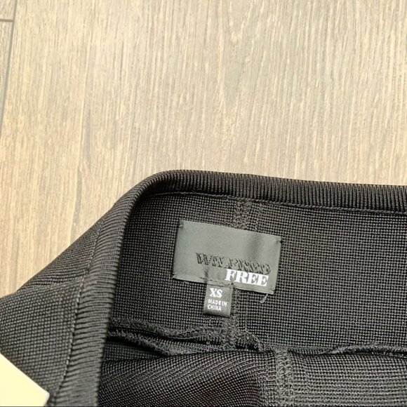 Aritzia Wilfred Free Mulder Bandage Skirt Mini Pencil High Rise Waist Bodycon XS - Picture 12 of 15